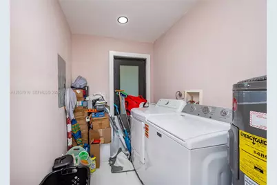 3000 NW 13th St, Miami, FL 33125 - Photo 24