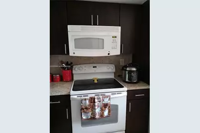 10253 NW 9th St Cir #102-6, Miami, FL 33172 - Photo 6