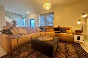 8316 NW 43rd St, Doral, FL 33166 - Photo 8