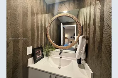 8316 NW 43rd St, Doral, FL 33166 - Photo 12