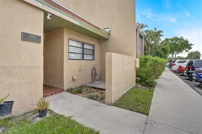 1501 NW 94th Ave #237, Pembroke Pines, FL 33024 - Photo 2