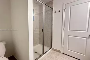317 NE 194th Ln, Miami, FL 33179 - Photo 14