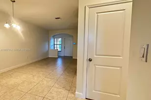 317 NE 194th Ln, Miami, FL 33179 - Photo 6