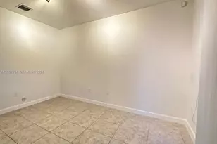 317 NE 194th Ln, Miami, FL 33179 - Photo 10