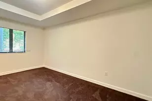 317 NE 194th Ln, Miami, FL 33179 - Photo 16