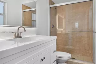 2100 Diana Dr, Hallandale Beach, FL 33009 - Photo 14