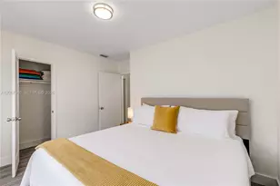 327 NE 55th St, Miami, FL 33137 - Photo 10