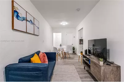 327 NE 55th St #FRONT, Miami, FL 33137 - Photo 1