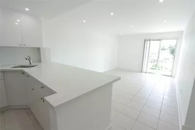 4550 NW 9th St #418, Miami, FL 33126 - Photo 6