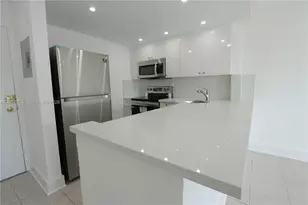 4550 NW 9th St, Miami, FL 33126 - Photo 4