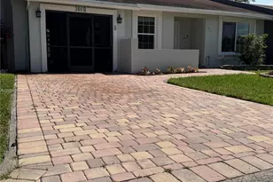 360 B N Lakewood Cir E, Margate, FL 33063 - Photo 2