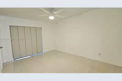 9850 NW 3rd Ct #2, Plantation, FL 33324 - Photo 12