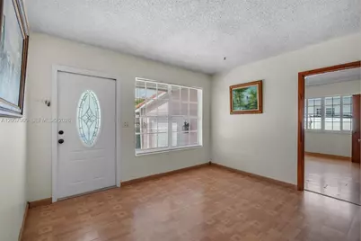 267 E 56th St, Hialeah, FL 33013 - Photo 10