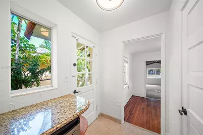 5842 Alton Rd, Miami Beach, FL 33140 - Photo 30