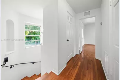 5842 Alton Rd, Miami Beach, FL 33140 - Photo 16