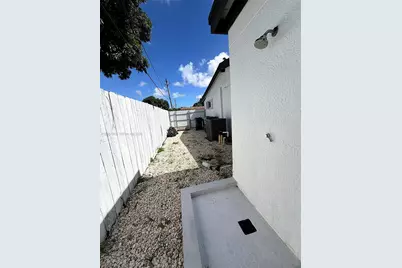 19730 NW 3rd Ct, Miami Gardens, FL 33169 - Photo 26