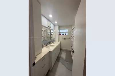 701 SW 4th Ct, Hallandale Beach, FL 33009 - Photo 46