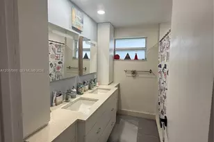 701 SW 4th Ct, Hallandale Beach, FL 33009 - Photo 46