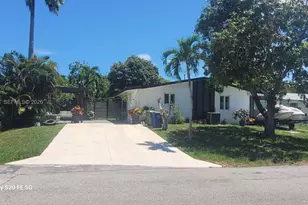 701 SW 4th Ct, Hallandale Beach, FL 33009 - Photo 2