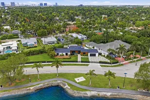 1204 S North Lake Dr, Hollywood, FL 33019 - Photo 14