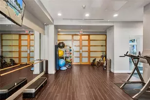 665 NE 25th St, Miami, FL 33137 - Photo 38