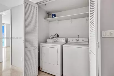 665 NE 25th St #2303, Miami, FL 33137 - Photo 18