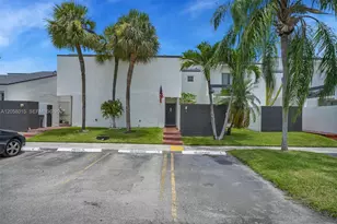 9177 Fontainebleau Blvd, Miami, FL 33172 - Photo 42