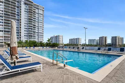 18011 Biscayne Blvd #902, Aventura, FL 33160 - Photo 24