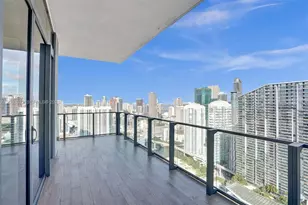 88 SW 7th St, Miami, FL 33130 - Photo 4