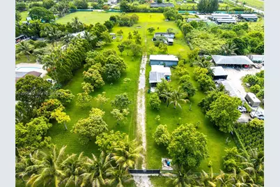 166550 SW 209 St, Miami, FL 33187 - Photo 16