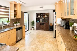 15832 Stonetower St, Davie, FL 33331 - Photo 10