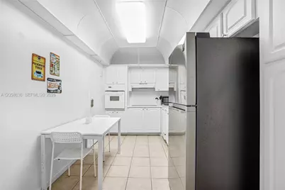 4001 S Ocean Dr #16E, Hollywood, FL 33019 - Photo 12