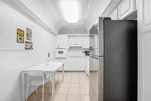 4001 S Ocean Dr, Hollywood, FL 33019 - Photo 12