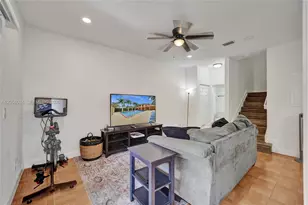 1315 N Santa Catalina Cir, North Lauderdale, FL 33068 - Photo 14