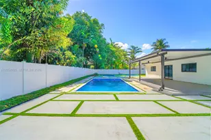 8820 SW 182nd Terrace, Palmetto Bay, FL 33157 - Photo 4