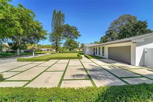 8820 SW 182nd Terrace, Palmetto Bay, FL 33157 - Photo 12