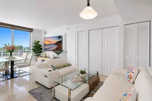 816 NW 11th St, Miami, FL 33136 - Photo 1