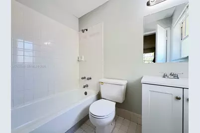 95 NE 41st St #I144, Oakland Park, FL 33334 - Photo 4