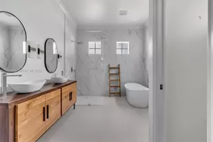 3140 Fairways Dr, Homestead, FL 33035 - Photo 16