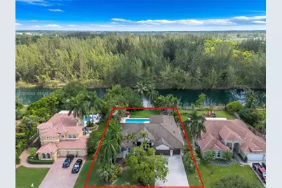3140 Fairways Dr, Homestead, FL 33035 - Photo 32