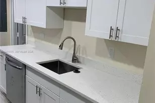 7911 NW 75th Ave, Tamarac, FL 33321 - Photo 2