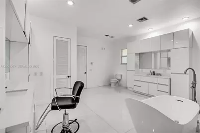 2161 SW 131st Ter, Davie, FL 33325 - Photo 54