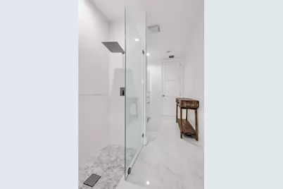 2161 SW 131st Ter, Davie, FL 33325 - Photo 26