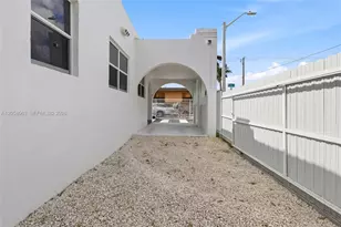 1909 NW 62nd St, Miami, FL 33147 - Photo 20