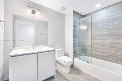 1010 Brickell Ave #1810, Miami, FL 33131 - Photo 14