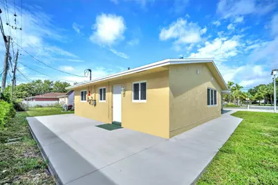 357 Phippen Waiters Rd #1-2, Dania Beach, FL 33004 - Photo 14