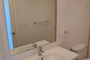934 Michigan Ave, Miami Beach, FL 33139 - Photo 12