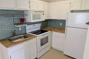 934 Michigan Ave, Miami Beach, FL 33139 - Photo 6