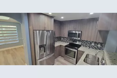 8545 NW 140th St #1101, Miami Lakes, FL 33016 - Photo 4