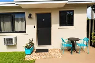 615 NE 7th St, Hallandale Beach, FL 33009 - Photo 1